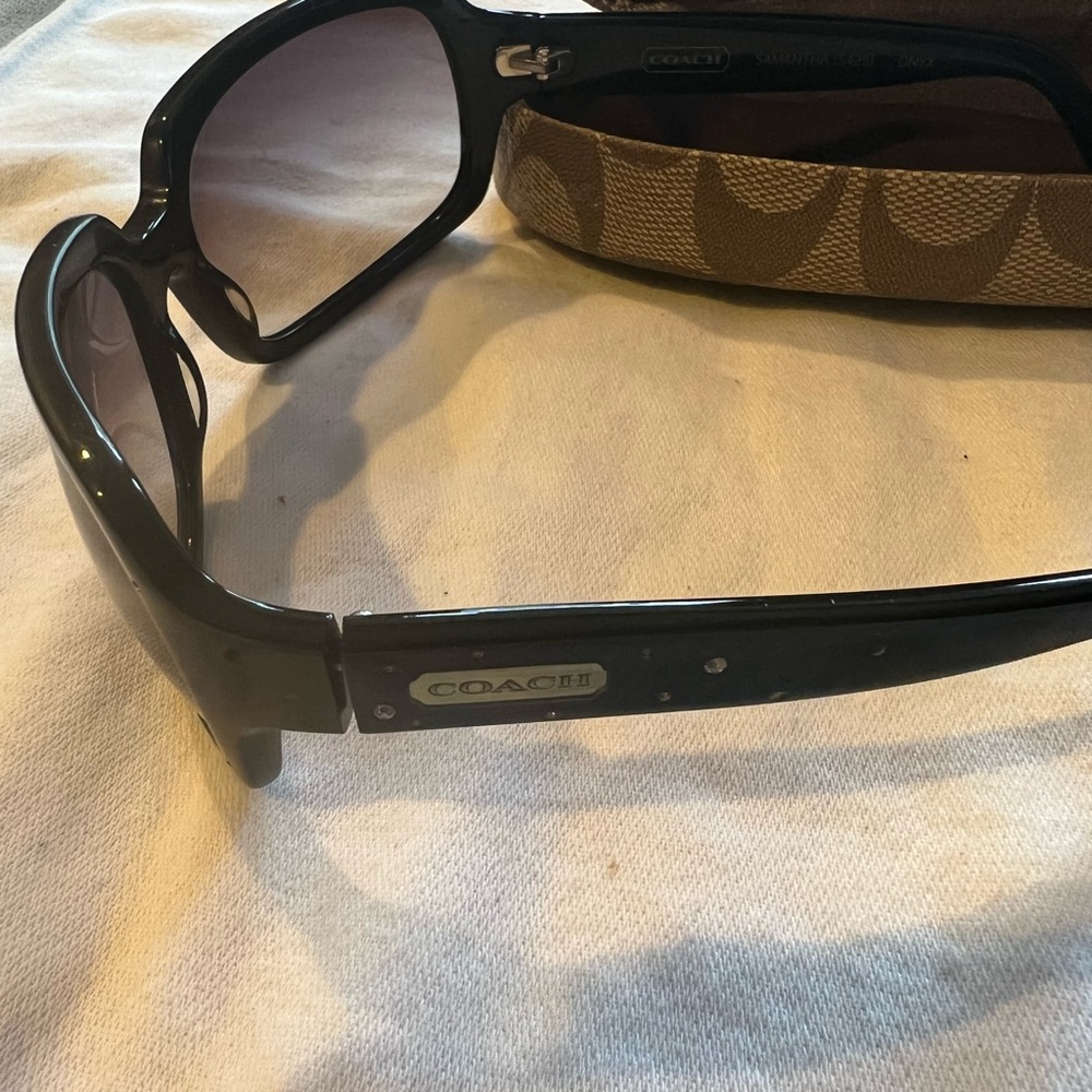❌SOLD❌Coach Samantha model glasses - Picture 4 of 7